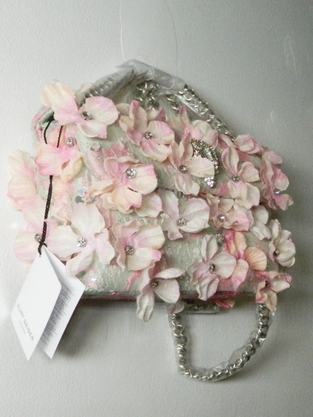 Kurt Geiger $228 Mini Kensington Flowers Pale Green Convertible Shoulder Bag NWT - Picture 4 of 6